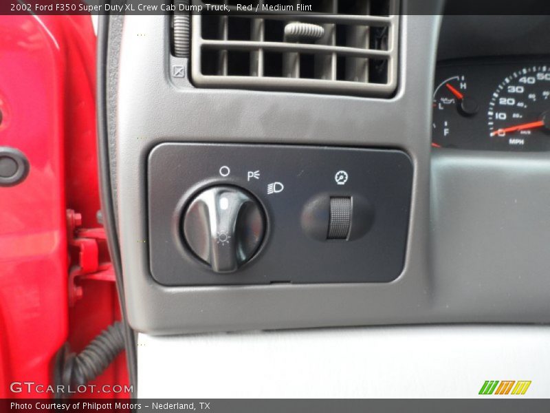 Red / Medium Flint 2002 Ford F350 Super Duty XL Crew Cab Dump Truck