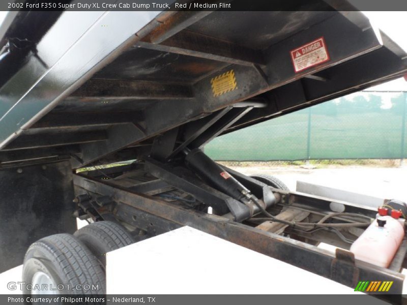 Red / Medium Flint 2002 Ford F350 Super Duty XL Crew Cab Dump Truck