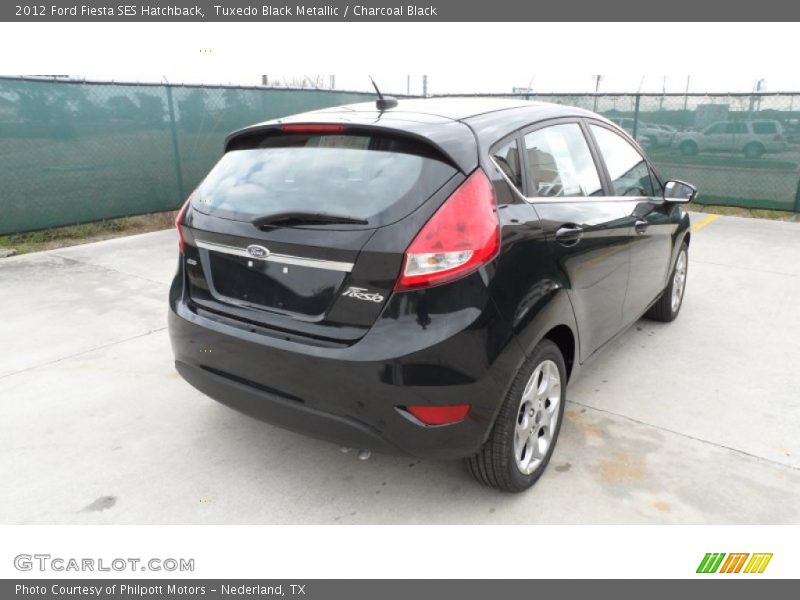 Tuxedo Black Metallic / Charcoal Black 2012 Ford Fiesta SES Hatchback