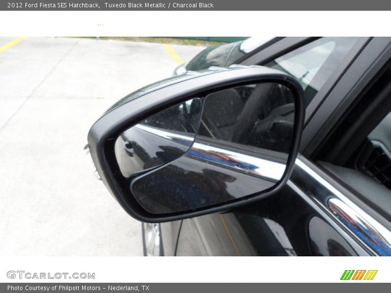 Tuxedo Black Metallic / Charcoal Black 2012 Ford Fiesta SES Hatchback