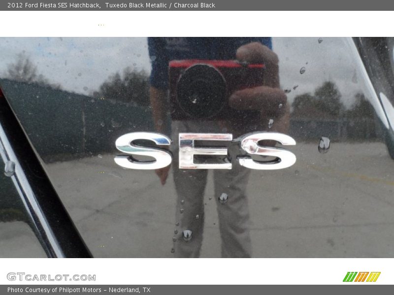  2012 Fiesta SES Hatchback Logo