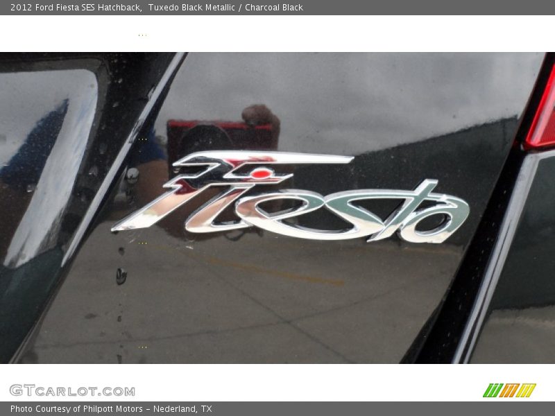  2012 Fiesta SES Hatchback Logo