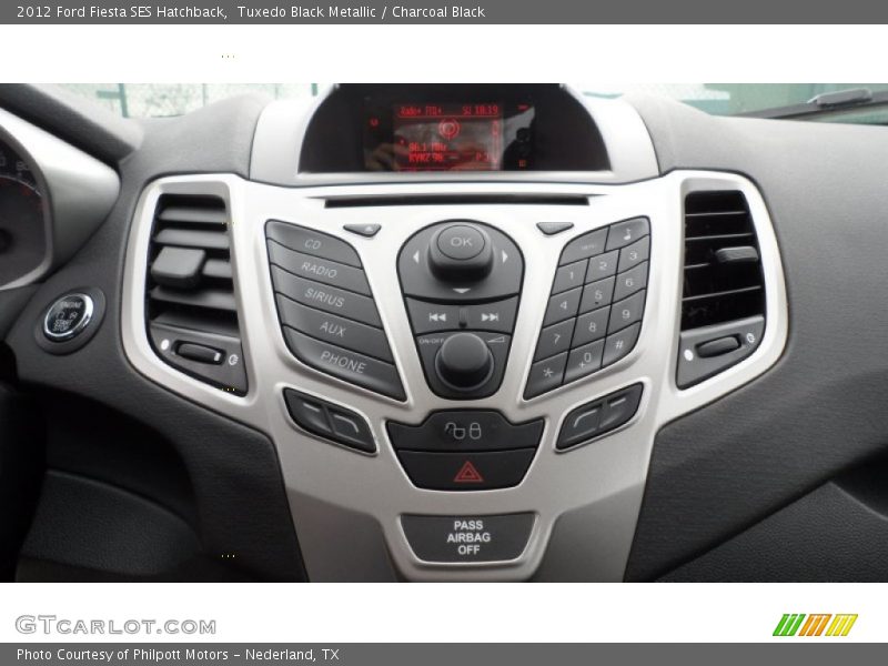 Controls of 2012 Fiesta SES Hatchback