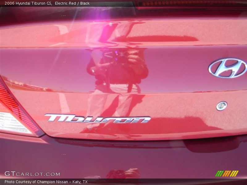 Electric Red / Black 2006 Hyundai Tiburon GS