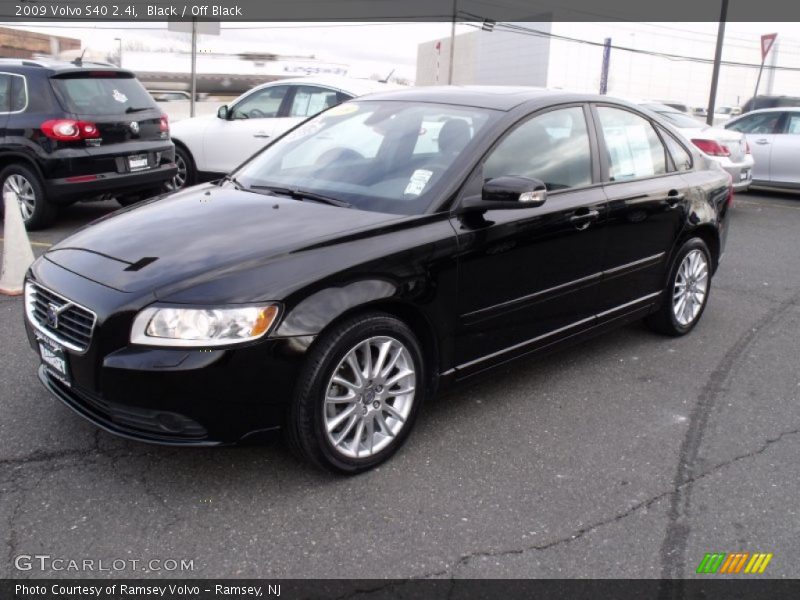Black / Off Black 2009 Volvo S40 2.4i