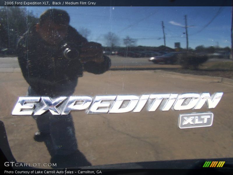 Black / Medium Flint Grey 2006 Ford Expedition XLT