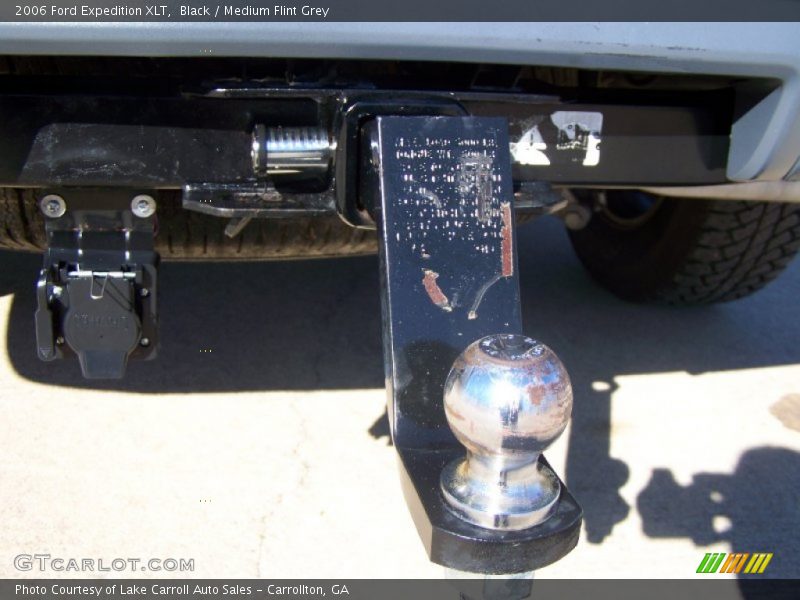 Black / Medium Flint Grey 2006 Ford Expedition XLT