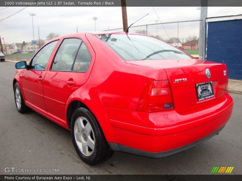 Tornado Red / Black 2000 Volkswagen Jetta GLS 1.8T Sedan