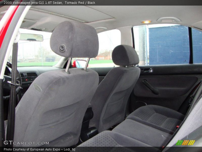 Tornado Red / Black 2000 Volkswagen Jetta GLS 1.8T Sedan