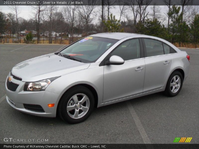 Silver Ice Metallic / Jet Black 2011 Chevrolet Cruze LT