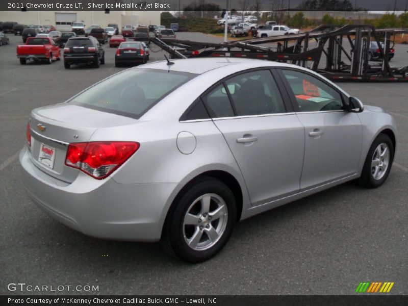 Silver Ice Metallic / Jet Black 2011 Chevrolet Cruze LT