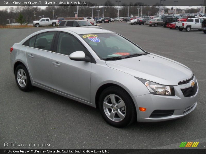 Silver Ice Metallic / Jet Black 2011 Chevrolet Cruze LT