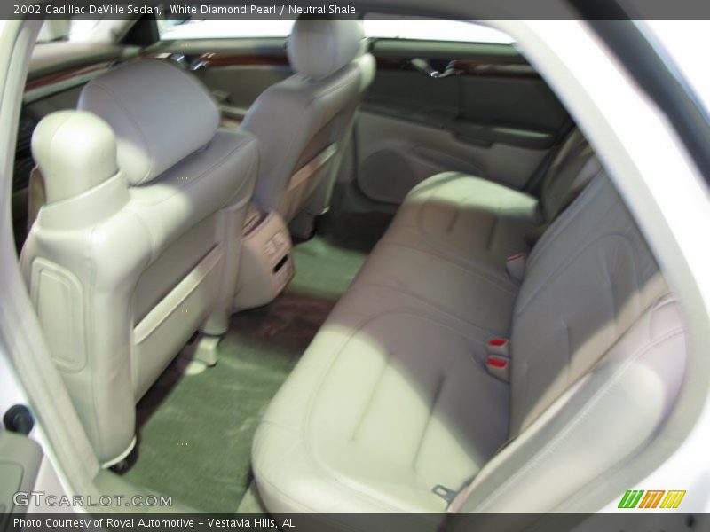 White Diamond Pearl / Neutral Shale 2002 Cadillac DeVille Sedan