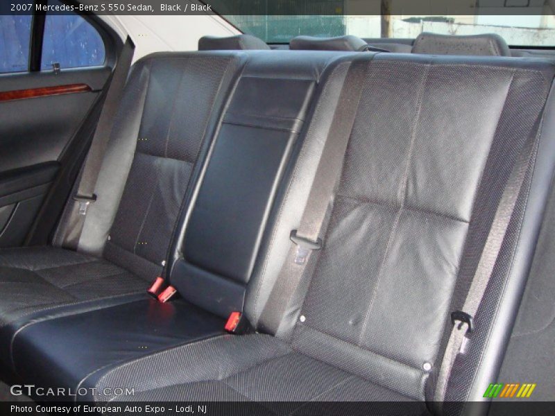 Black / Black 2007 Mercedes-Benz S 550 Sedan