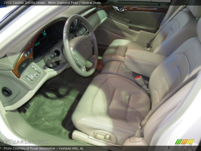 White Diamond Pearl / Neutral Shale 2002 Cadillac DeVille Sedan