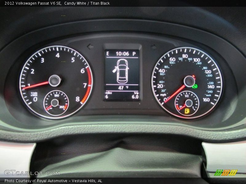 Candy White / Titan Black 2012 Volkswagen Passat V6 SE