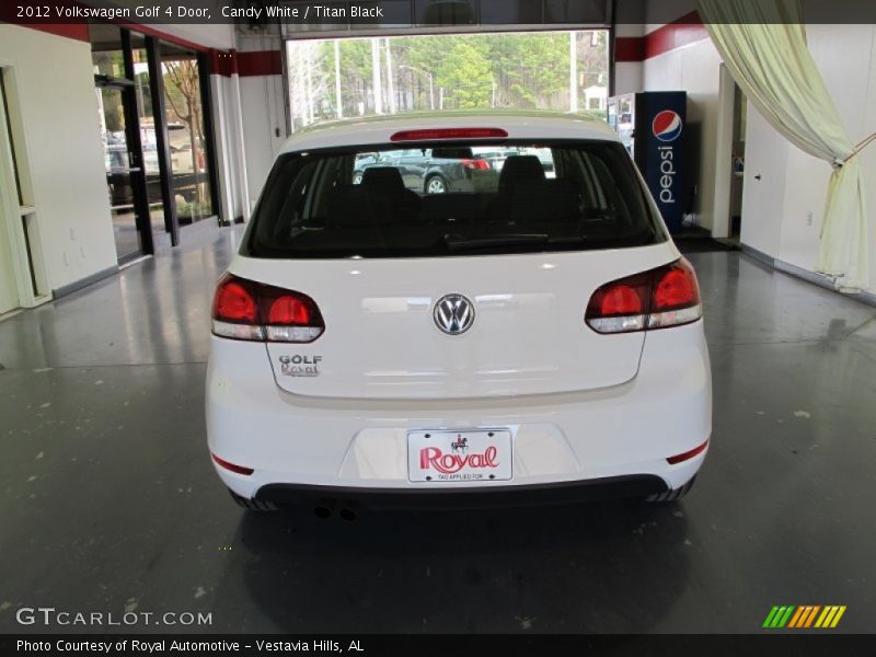 Candy White / Titan Black 2012 Volkswagen Golf 4 Door