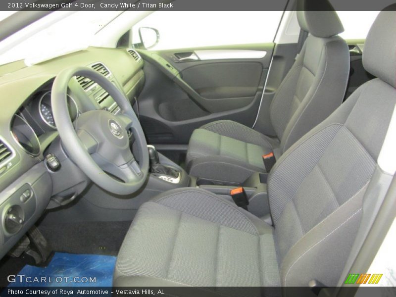 Candy White / Titan Black 2012 Volkswagen Golf 4 Door