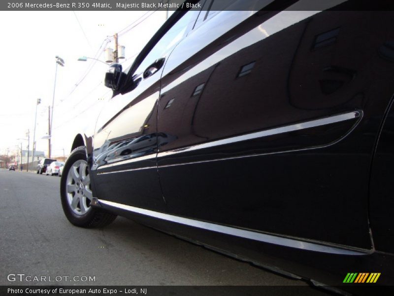 Majestic Black Metallic / Black 2006 Mercedes-Benz R 350 4Matic
