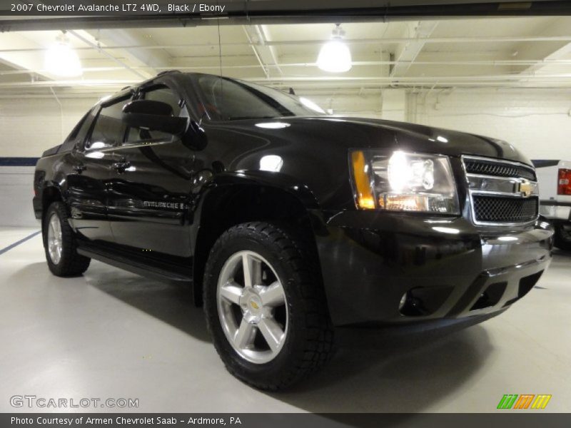 Black / Ebony 2007 Chevrolet Avalanche LTZ 4WD