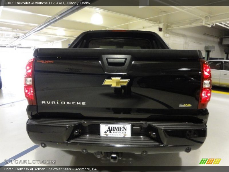 Black / Ebony 2007 Chevrolet Avalanche LTZ 4WD