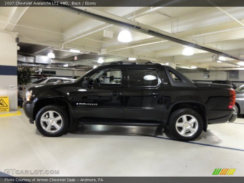 Black / Ebony 2007 Chevrolet Avalanche LTZ 4WD
