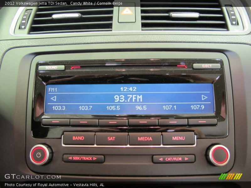 Candy White / Cornsilk Beige 2012 Volkswagen Jetta TDI Sedan