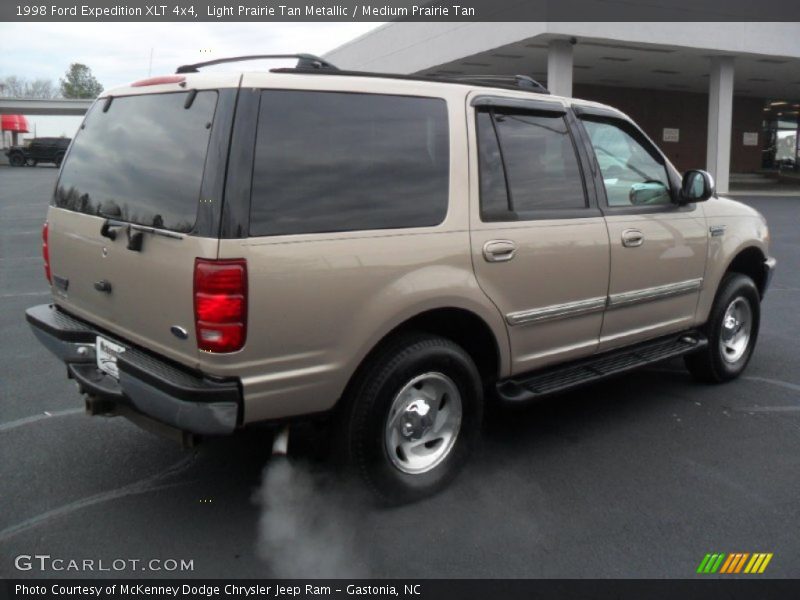 Light Prairie Tan Metallic / Medium Prairie Tan 1998 Ford Expedition XLT 4x4