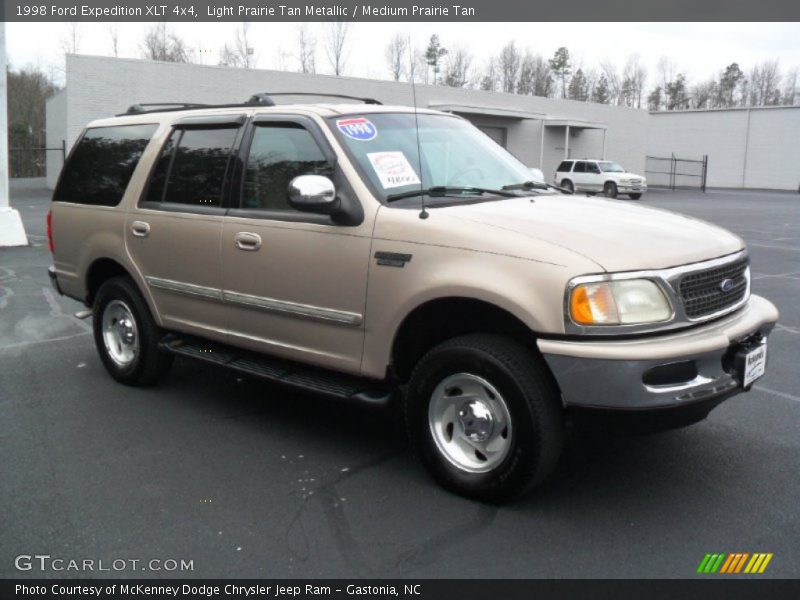Light Prairie Tan Metallic / Medium Prairie Tan 1998 Ford Expedition XLT 4x4