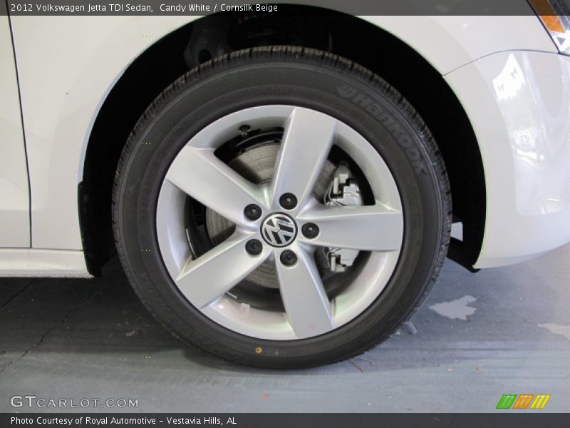 Candy White / Cornsilk Beige 2012 Volkswagen Jetta TDI Sedan