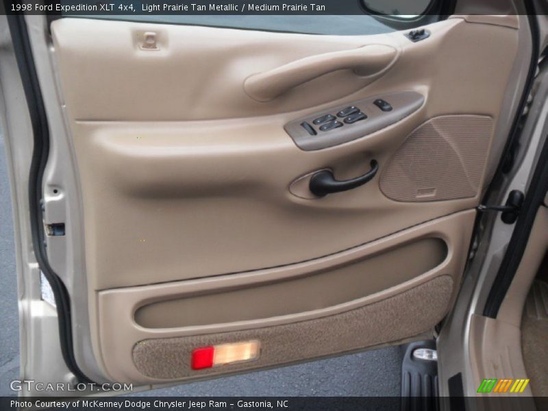 Light Prairie Tan Metallic / Medium Prairie Tan 1998 Ford Expedition XLT 4x4