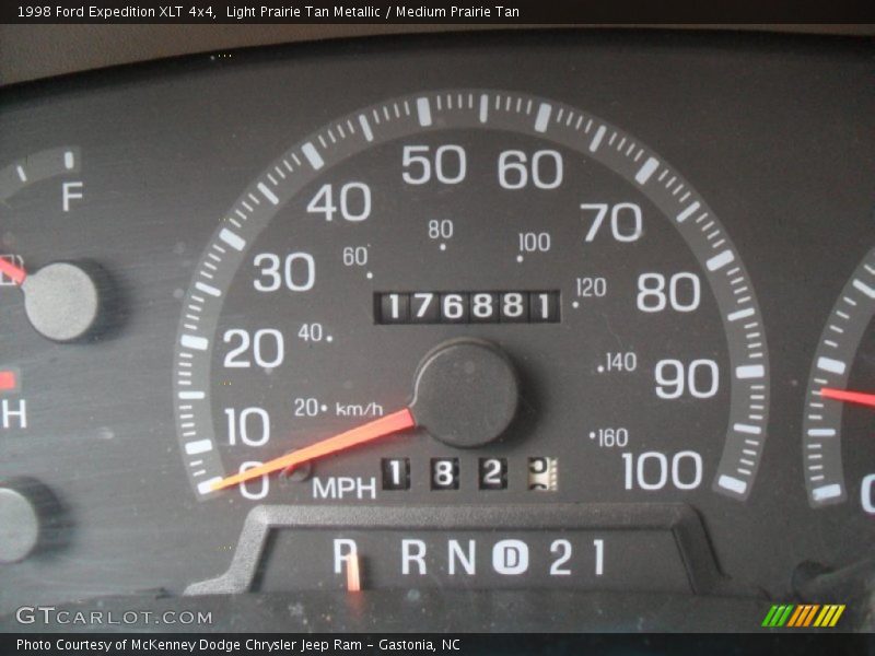 Light Prairie Tan Metallic / Medium Prairie Tan 1998 Ford Expedition XLT 4x4