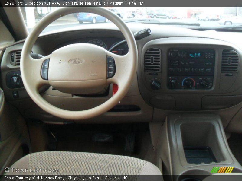 Light Prairie Tan Metallic / Medium Prairie Tan 1998 Ford Expedition XLT 4x4