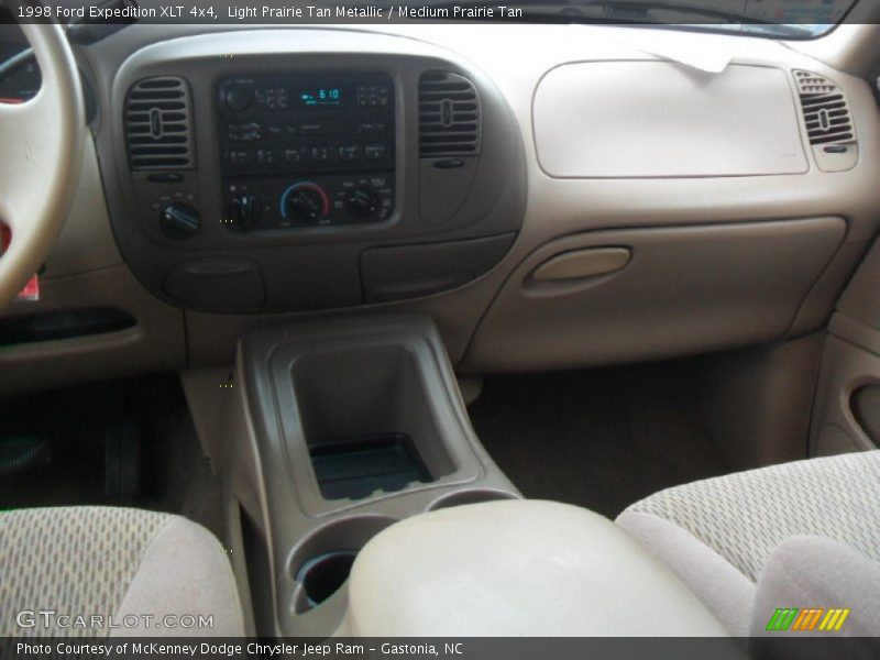 Light Prairie Tan Metallic / Medium Prairie Tan 1998 Ford Expedition XLT 4x4