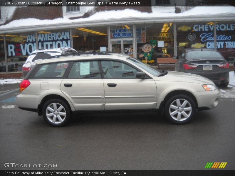 Champagne Gold Opal / Warm Ivory Tweed 2007 Subaru Outback 2.5i Wagon