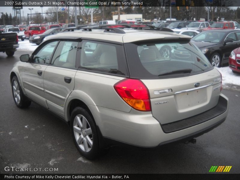 Champagne Gold Opal / Warm Ivory Tweed 2007 Subaru Outback 2.5i Wagon