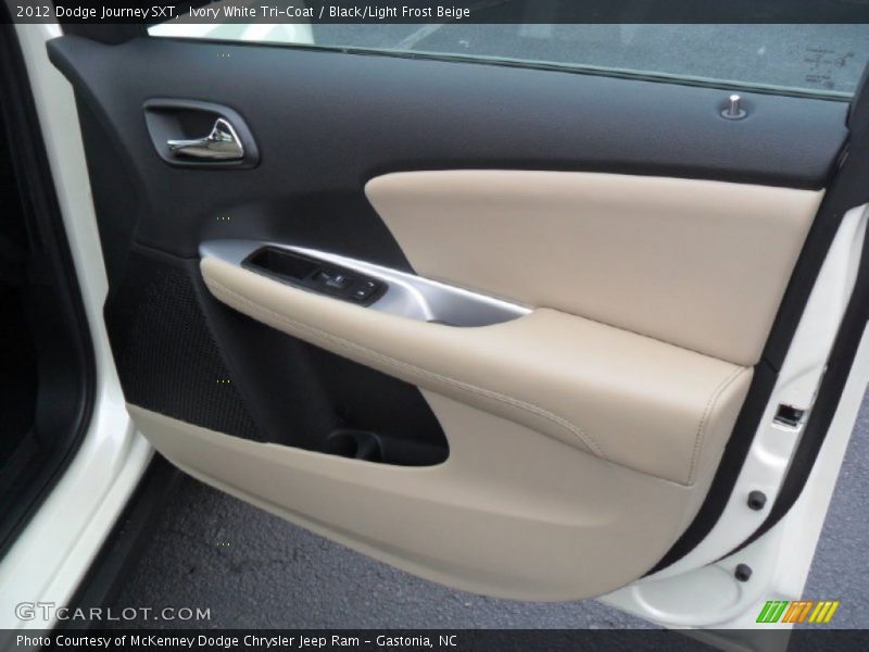 Ivory White Tri-Coat / Black/Light Frost Beige 2012 Dodge Journey SXT