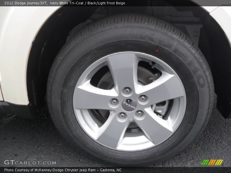 Ivory White Tri-Coat / Black/Light Frost Beige 2012 Dodge Journey SXT
