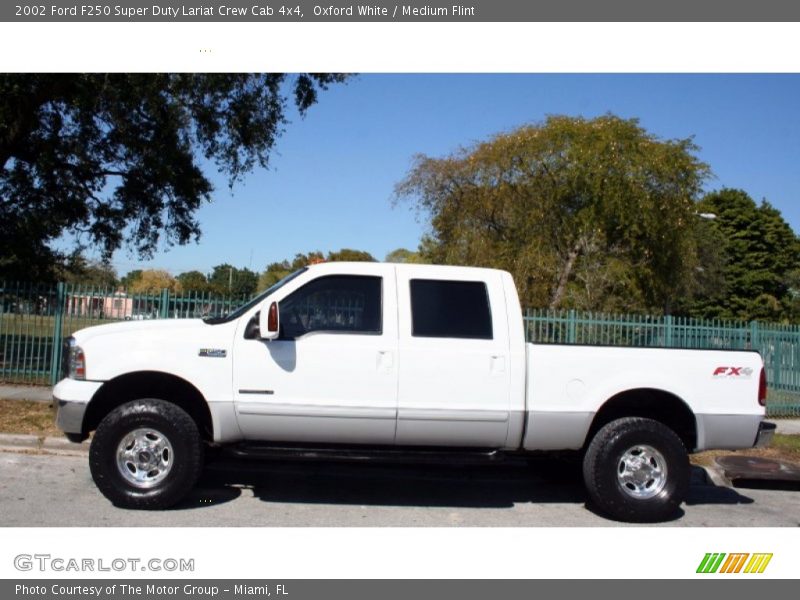 Oxford White / Medium Flint 2002 Ford F250 Super Duty Lariat Crew Cab 4x4