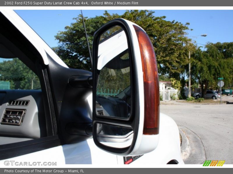 Oxford White / Medium Flint 2002 Ford F250 Super Duty Lariat Crew Cab 4x4