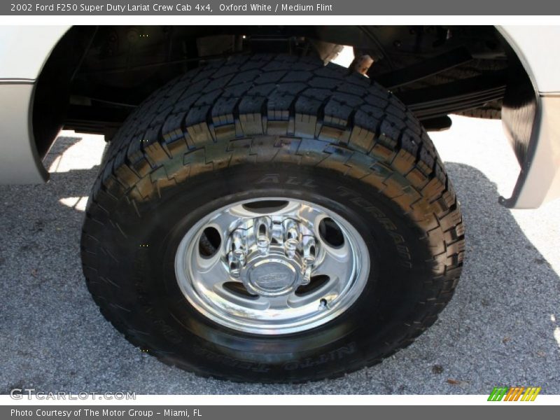 Oxford White / Medium Flint 2002 Ford F250 Super Duty Lariat Crew Cab 4x4