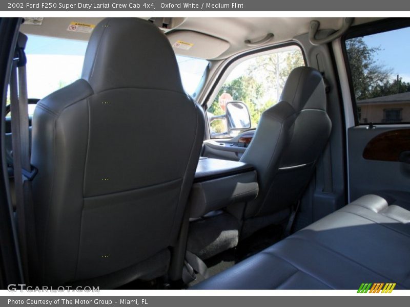 Oxford White / Medium Flint 2002 Ford F250 Super Duty Lariat Crew Cab 4x4
