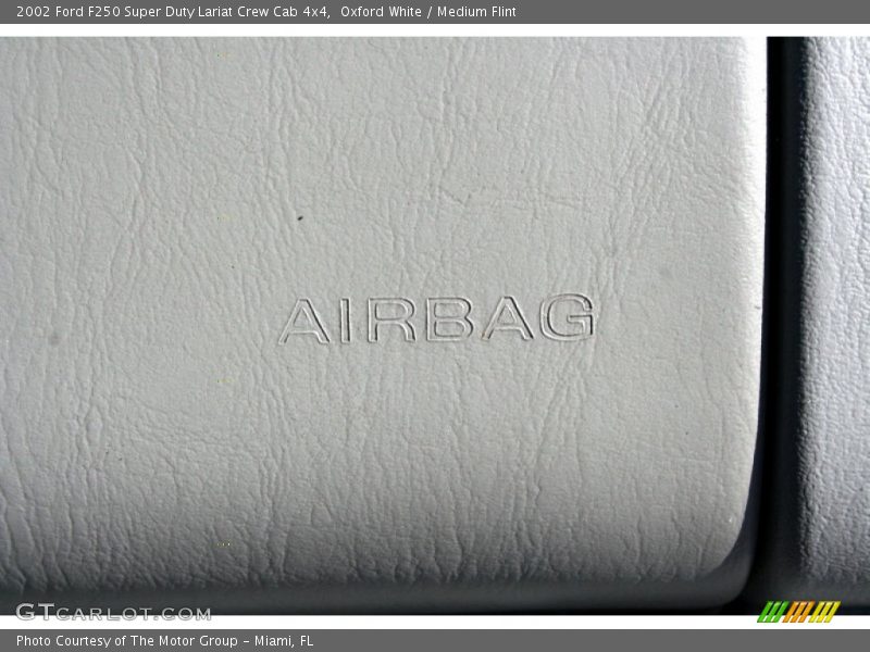 Oxford White / Medium Flint 2002 Ford F250 Super Duty Lariat Crew Cab 4x4