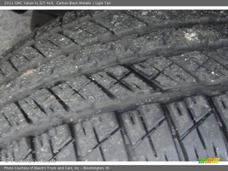 Carbon Black Metallic / Light Tan 2011 GMC Yukon XL SLT 4x4