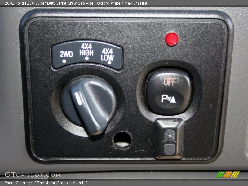 Oxford White / Medium Flint 2002 Ford F250 Super Duty Lariat Crew Cab 4x4