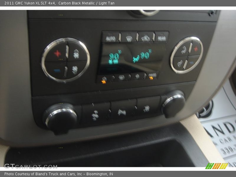 Carbon Black Metallic / Light Tan 2011 GMC Yukon XL SLT 4x4
