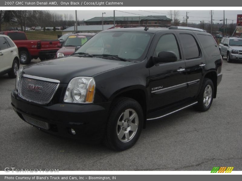 Onyx Black / Cocoa/Light Cashmere 2007 GMC Yukon Denali AWD