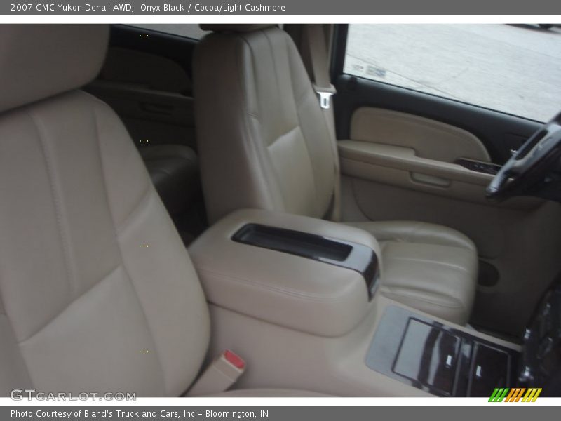 Onyx Black / Cocoa/Light Cashmere 2007 GMC Yukon Denali AWD