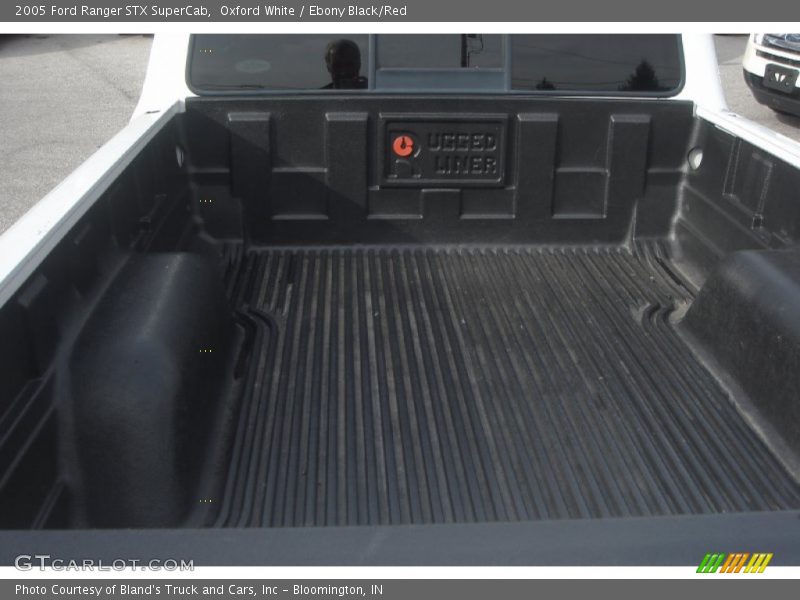 Oxford White / Ebony Black/Red 2005 Ford Ranger STX SuperCab