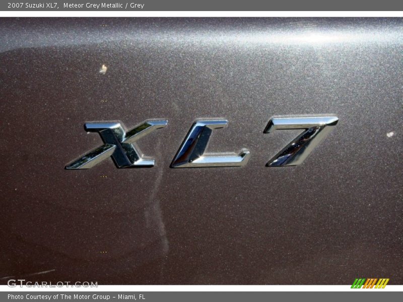  2007 XL7  Logo